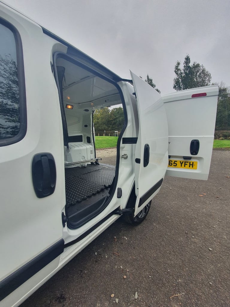 ⭐️ BIPPER . 1 YEAR MOT . LOW MILEAGE ONLY 80K MILES ⭐️⭐️