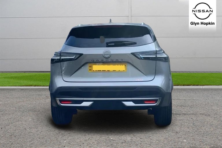 2025 Nissan Qashqai 1.3 DiG-T MH 158 N-Connecta [Glass Rf] 5dr Xtronic Hatchback Petrol Automatic