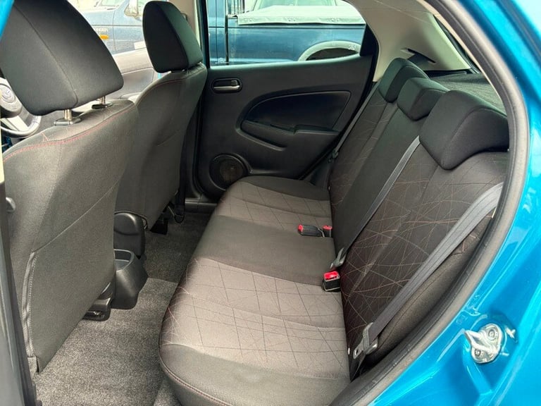 Mazda MAZDA 2 VENTURE EDITION