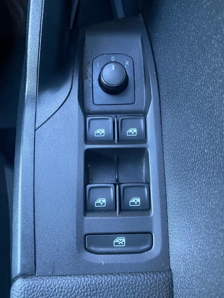 2019 SEAT Arona 1.0 TSI GPF SE Technology SUV 5dr Petrol DSG Euro 6 (s/s) (115 ps) HATCHBACK Petr...