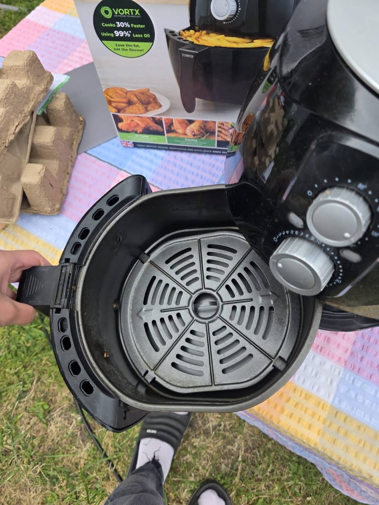 4 L Tower Vortx Air fryer 