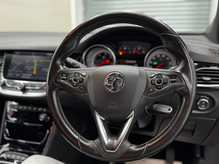 2016 Vauxhall Astra 1.6 CDTi BlueInjection SRi Nav Euro 6 (s/s) 5dr HATCHBACK Diesel Manual