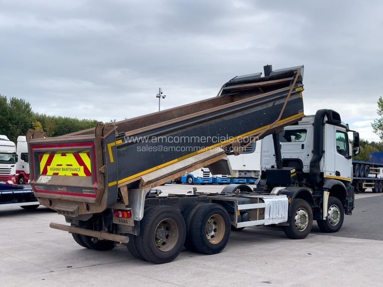2017 (17) MERCEDES-BENZ AROCS 3248K 8X4 TIPPER