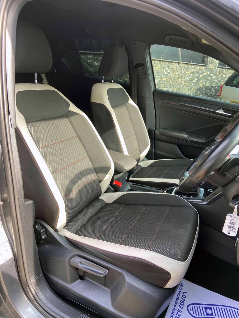 2019 Volkswagen T-Roc 1.5 TSI EVO SEL DSG Euro 6 (s/s) 5dr HATCHBACK Petrol Automatic