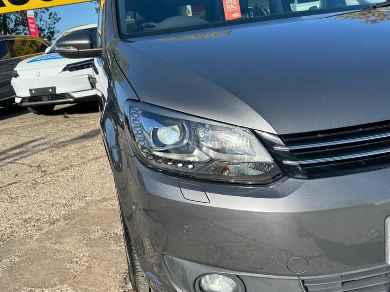 2015 Volkswagen Touran 2.0 TDI BlueMotion Tech SE 5dr DSG MPV DIESEL Automatic
