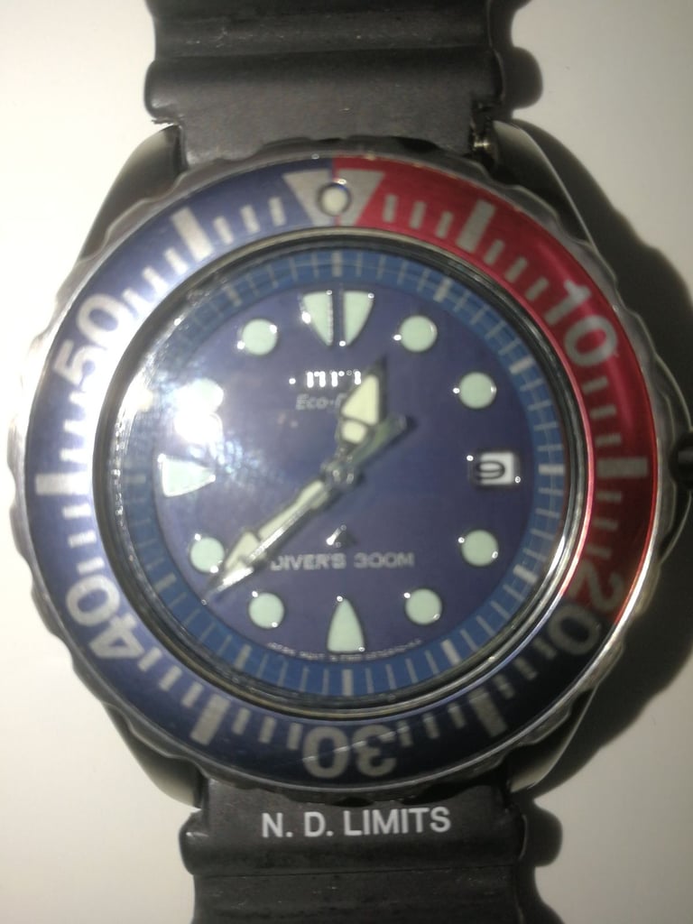 Citizen eco drive watch BN0001-01L pepsi excellent condition 