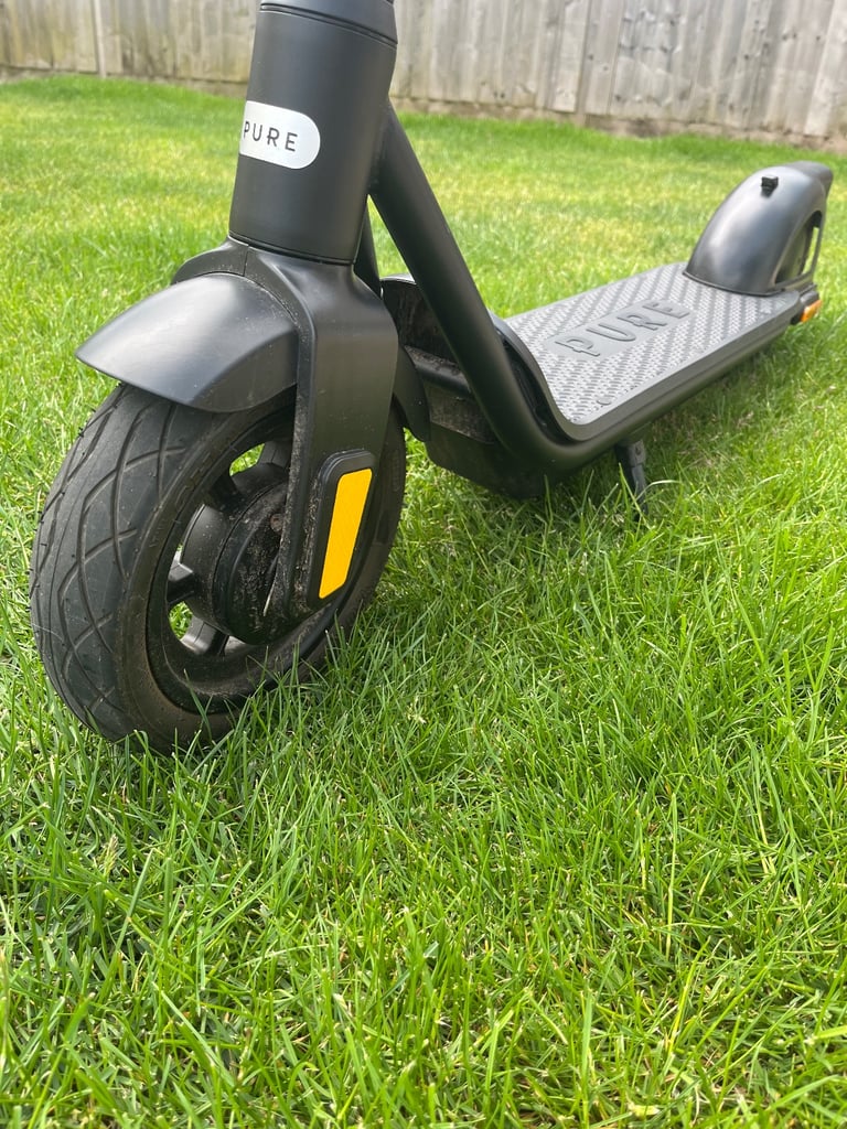 Pure E Scooter