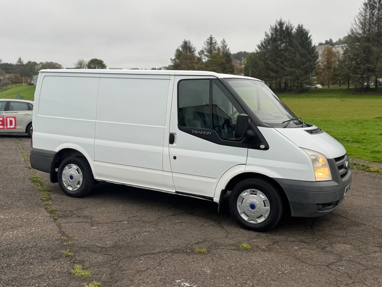 Transit mk7 2 owner,new clutch,tyres and more. Px nice smaller van 
