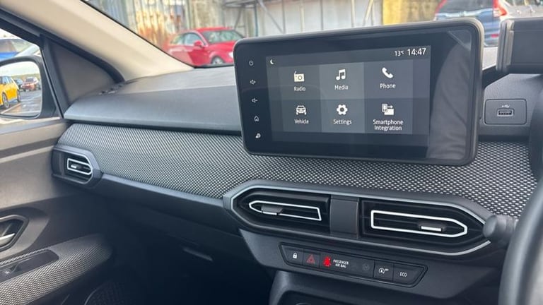 2023 Dacia Sandero 1.0 TCe Expression Hatchback 5dr Petrol Manual Euro 6 (s/s) (90 ps) Manual Hat...