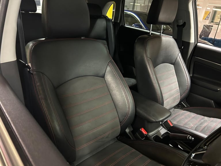 2019 Mitsubishi ASX 1.6 Black Euro 6 5dr HATCHBACK Petrol Manual