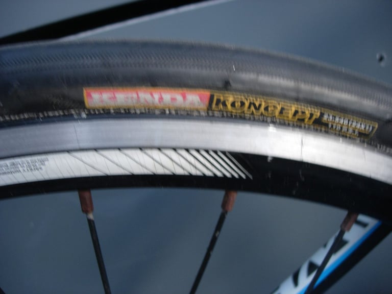 Junior Racing/ Road Bike by Dawes, black, Good Condition, JUST SERVICED, CHEAP PRICE!!!!!!!!!!!!!!!