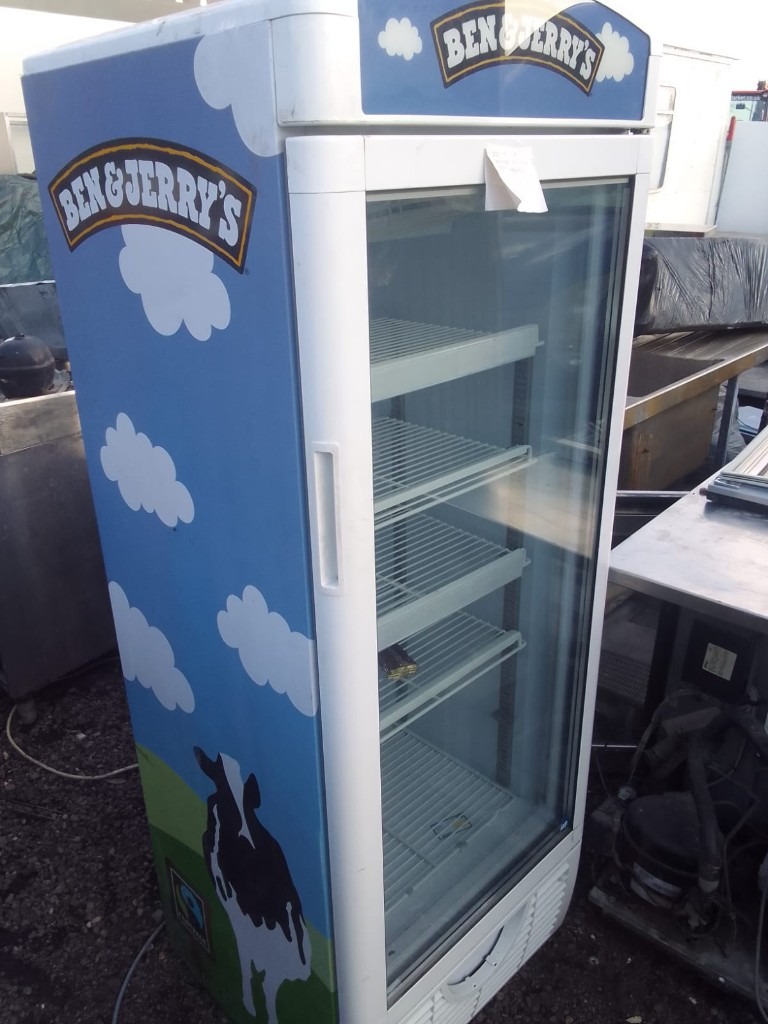 Catering equipment commercial refrigeration trailer restaurant kitchen items 