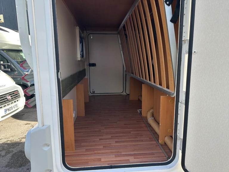 CI Carioca 656 6 berth family sized motorhome  DIESEL MANUAL 2009/58