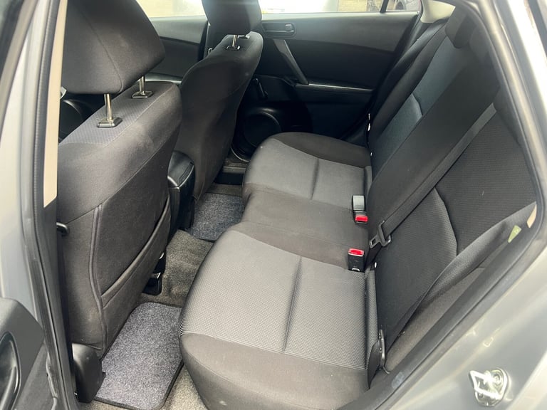 2011 Mazda Mazda3 1.6 S 5dr HATCHBACK Petrol Manual