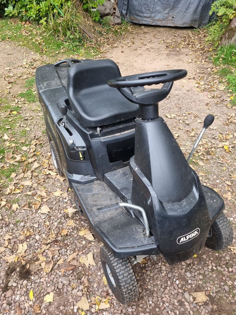 Alpina ride on lawn mower 