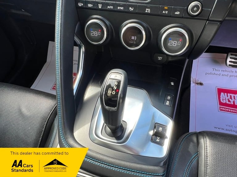 Jaguar E-PACE R-DYNAMIC S AUTOMATIC