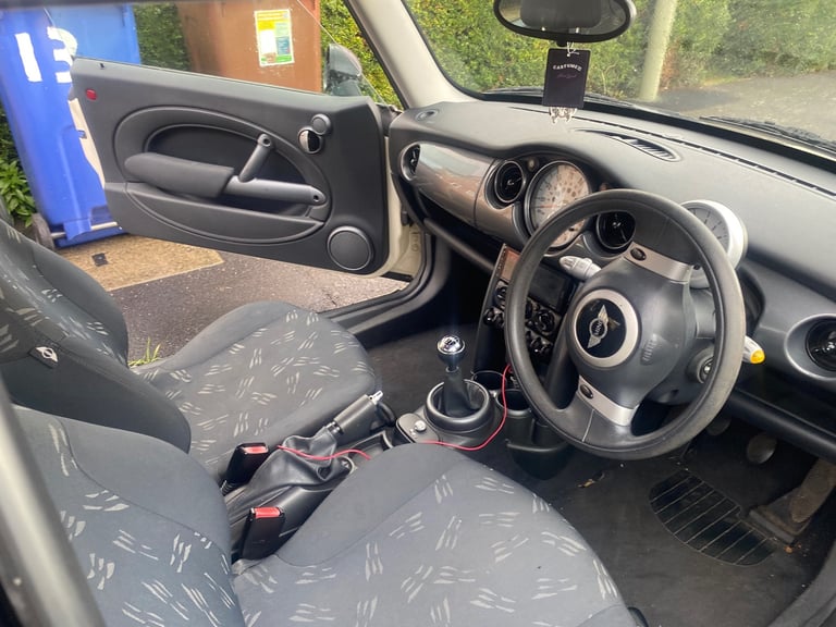 Mini, HATCHBACK, Hatchback, 2006, Manual, 1598 (cc), 3 doors