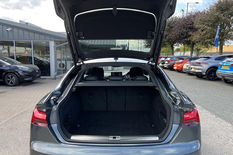 2022 Audi A5 35 TFSI S Line 5dr S Tronic ** Heated Seats - Electric Tail Gate ** SEMI-AU Hatchbac...