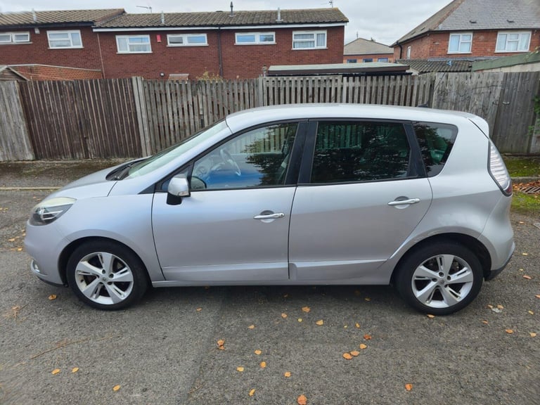 2012 Renault Scenic 1.5 dCi Dynamique TomTom Energy 5dr [Start Stop] MPV DIESEL Manual