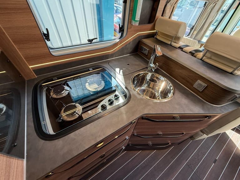 Knaus Sun I 700 LEG 6 Berth 4 Belts Luxury A Class Motorhome