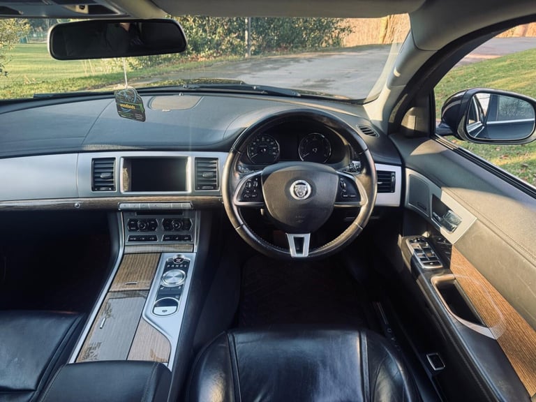 JAGUAR XF 2.2 d Premium Luxury 2012