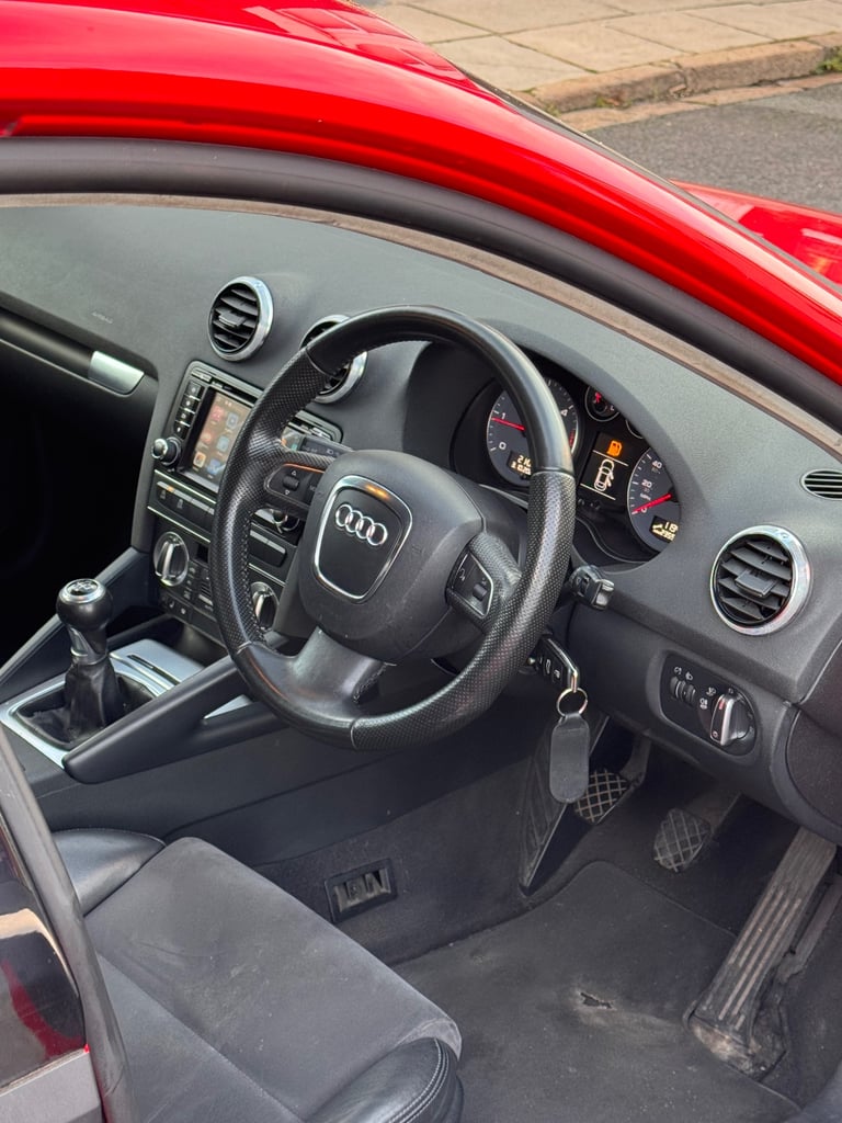 Audi, A3, Hatchback, 2012, Manual, 1598 (cc), 5 doors