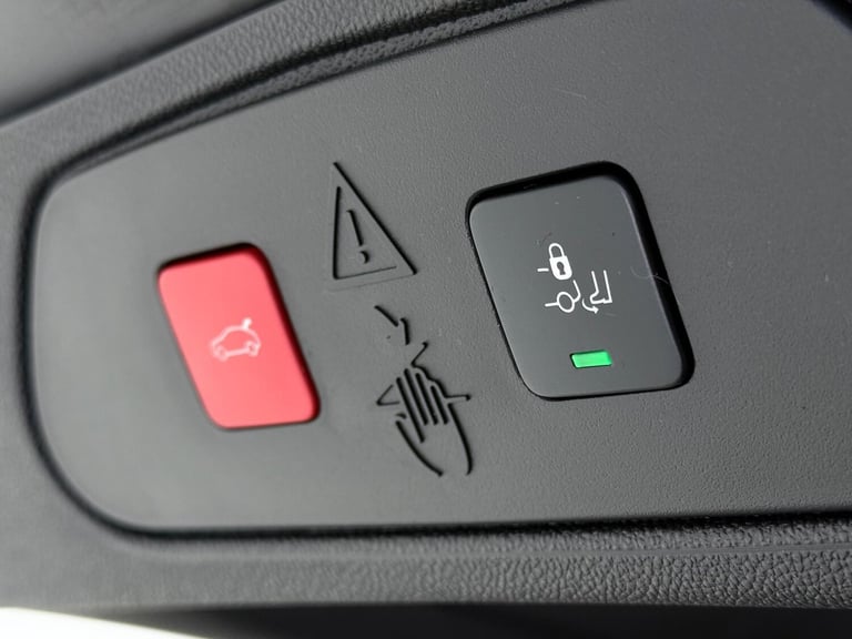 2024 Vauxhall Grandland 1.2 Turbo Ultimate 5dr Auto HATCHBACK PETROL Automatic