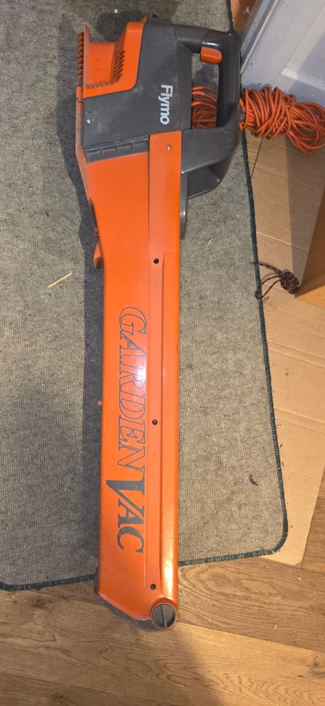 🍂 Flymo GardenVac – Leaf Vacuum & Shredder £45