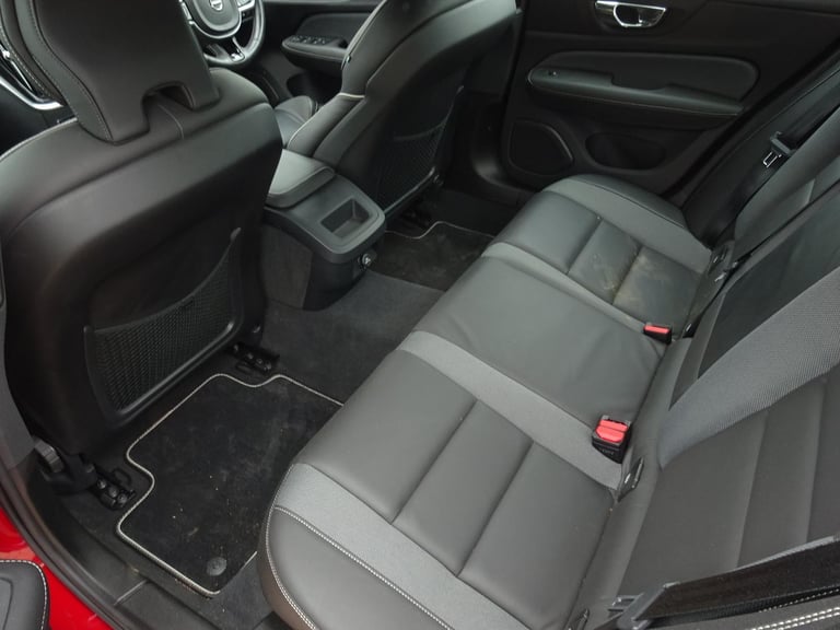 2019 19 REG VOLVO S60 R-DESIGN EDITION T5 AUTO DAMAGED REPAIRABLE SALVAGE