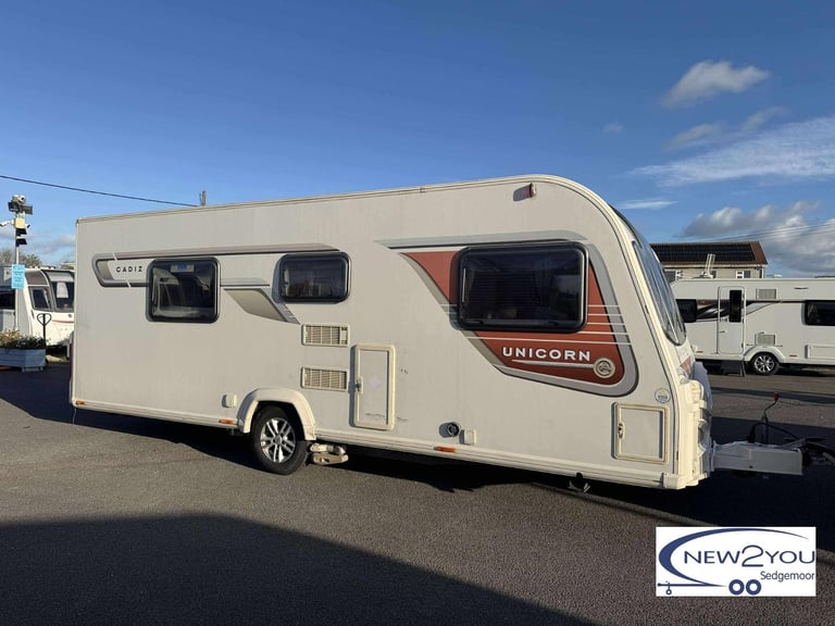 2013 Bailey Unicorn Cadiz 4 Berth Fixed Singles Caravan - STOCK S089