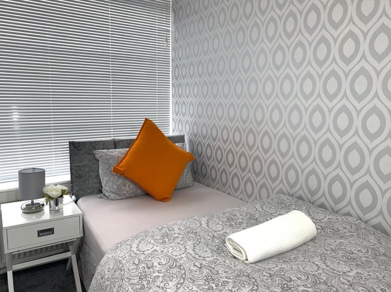 House to Let Near Ocean Terminal