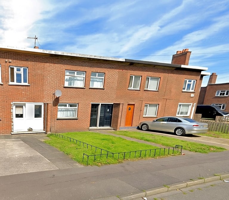 Three bed house North Bank, Belfast