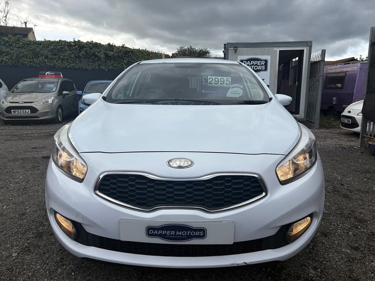 2013 Kia Ceed 1.6 CRDi 1 EcoDynamics 5dr HATCHBACK Diesel Manual