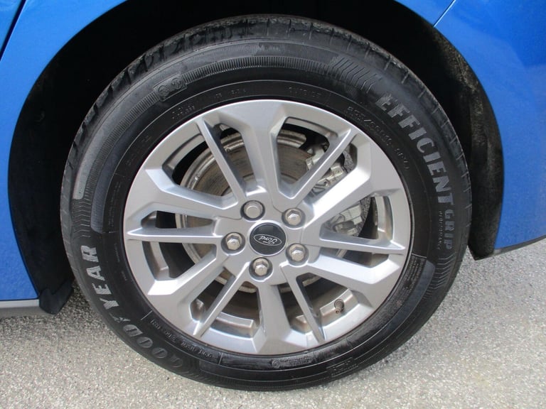2023 Ford Focus Focus Titanium 5 door 1.0L EcoBoost 125PS FWD 6 Speed Manual HATCHBACK Petrol Manual