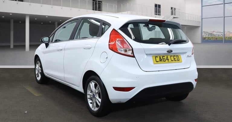 2014 Ford Fiesta 1.25 Zetec Euro 5 5dr Hatchback Petrol Manual