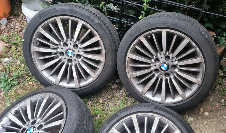 Original BMW F30 18inch alloys with Contisport RFT tyres
