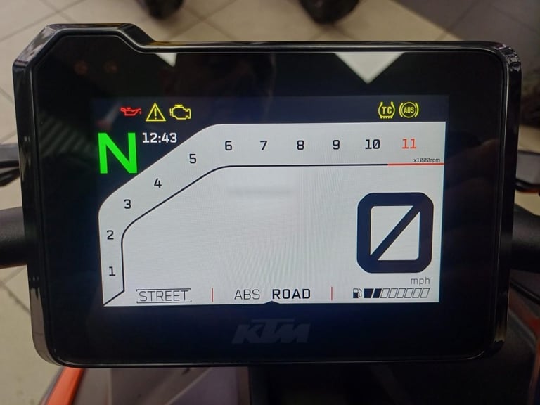 KTM 1290 SUPERDUKE R   21 REG    14304 MILES    DELIVERY    FINANCE    PX