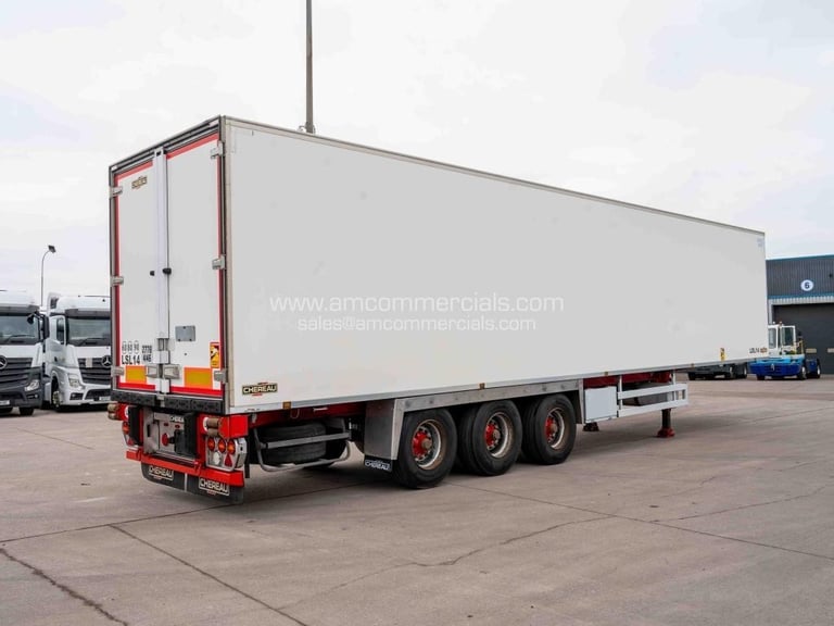 image for CHEREAU MEAT RAIL FRIDGE TRAILER 