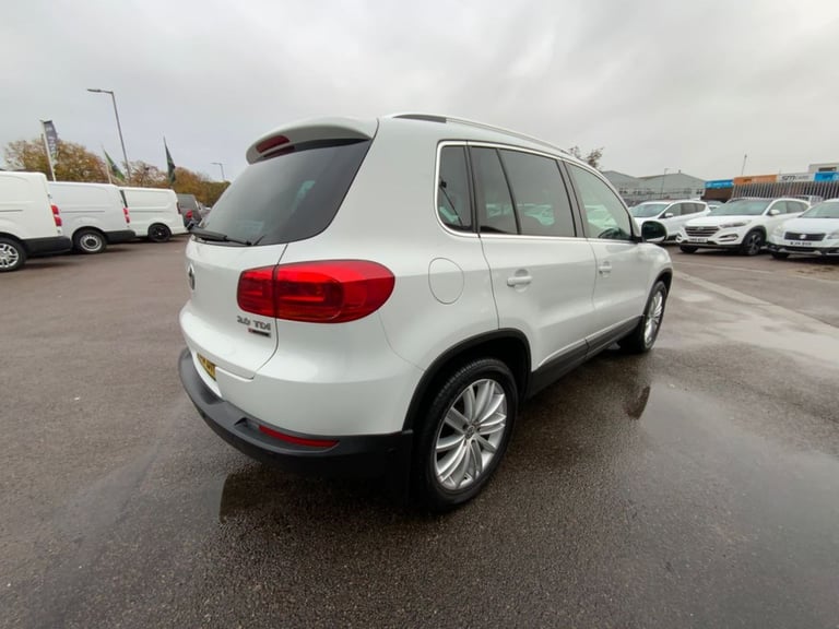2015 Volkswagen Tiguan 2.0 TDI BlueMotion Tech Match Edition SUV 5dr Diesel DSG 4WD Euro 6 (s/s) ...