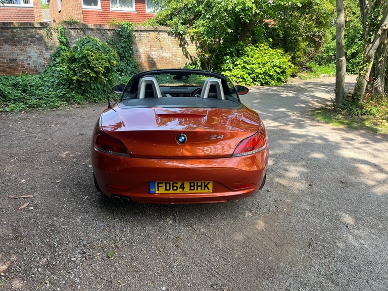 BMW Z4 LOW MILAGE ONE OWNER 6 SPEED MANUAL TWIN POWER TURBO 