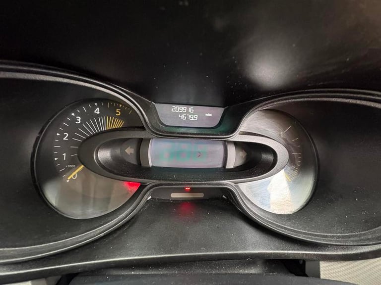 2017 Renault Trafic Trafic SL27 Business+ Energy dCi Panel Van DIESEL Manual