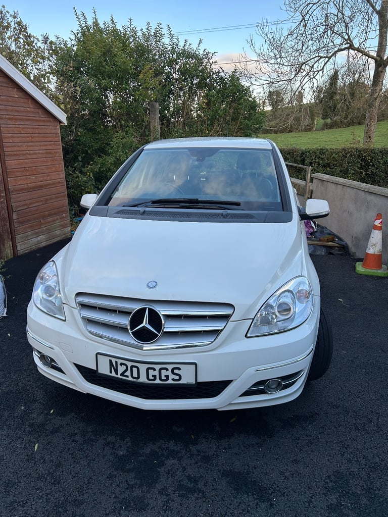 Mercedes-Benz, B CLASS, MPV, 2011, Manual, 1699 (cc), 5 doors