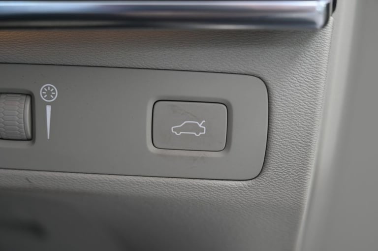 2019 69 VOLVO XC90 2.0 B5 MHEV INSCRIPTION PRO SUV 5DR DIESEL HYBRID AUTO 4WD EU