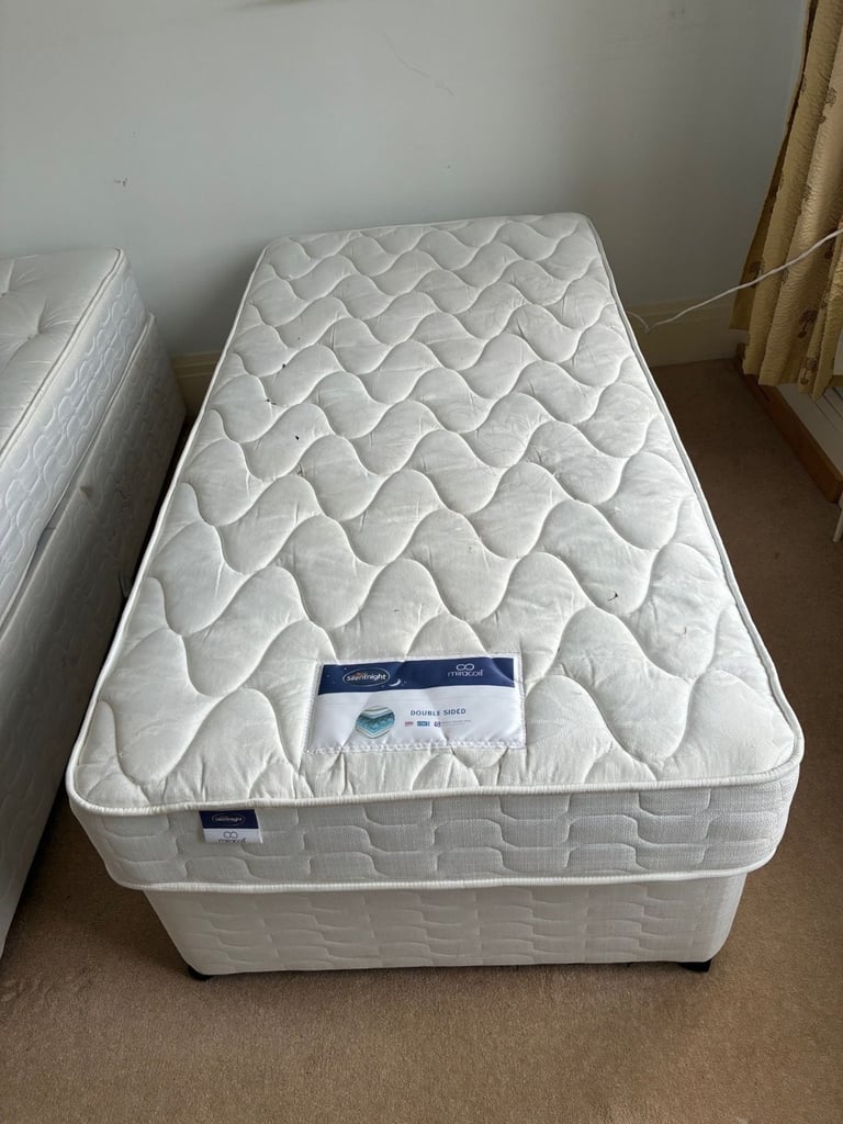 image for Silentnight 2 Drawer Divan with mattress