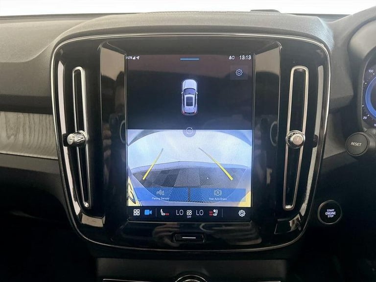 2023 Volvo XC40 2.0 B4 MHEV Ultimate DCT Auto Euro 6 (s/s) 5dr Automatic SUV Hybrid Automatic