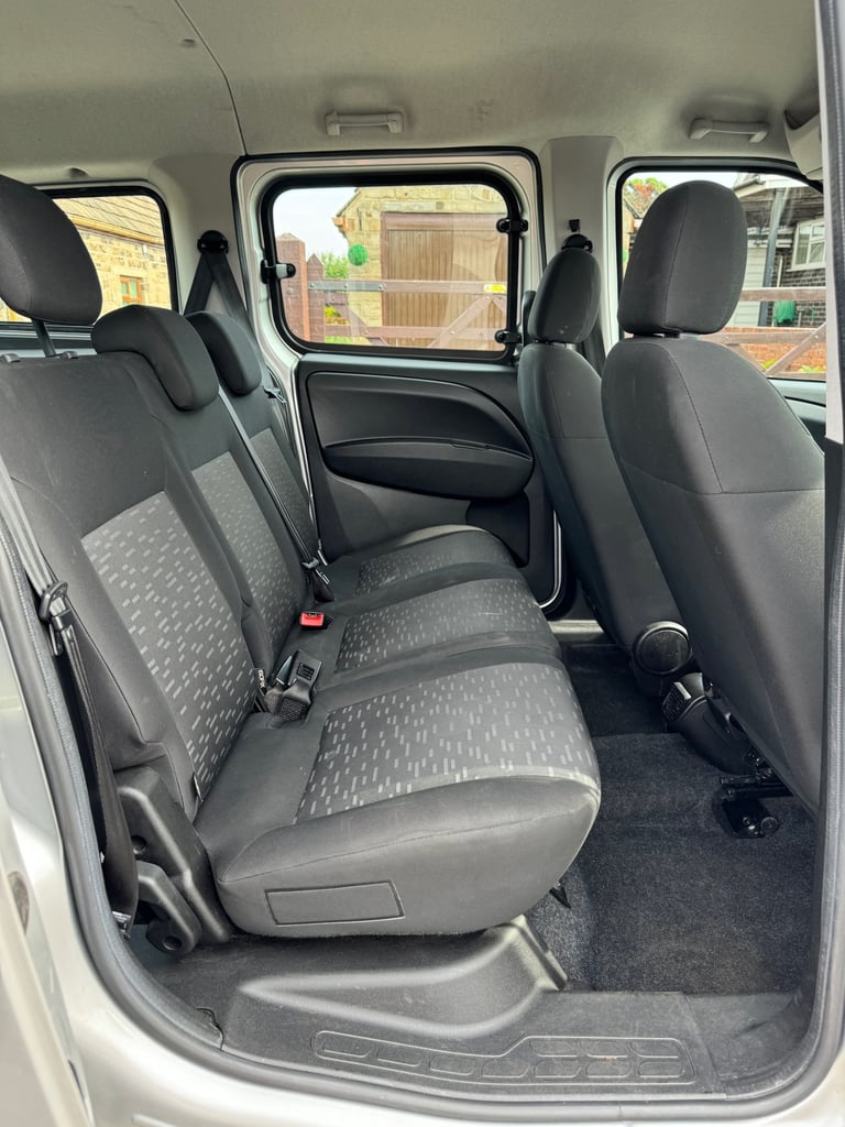 2018 Vauxhall Combo 2018 VAUXHALL COMBO 1.3 CDTI 16V COLORADO LWB EURO 6 CREW VAN Crew Van Diesel...