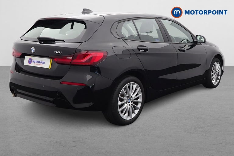 2024 BMW 1 Series 118i [136] SE 5dr Step Auto [Live Cockpit Pro] Hatchback Petrol Automatic