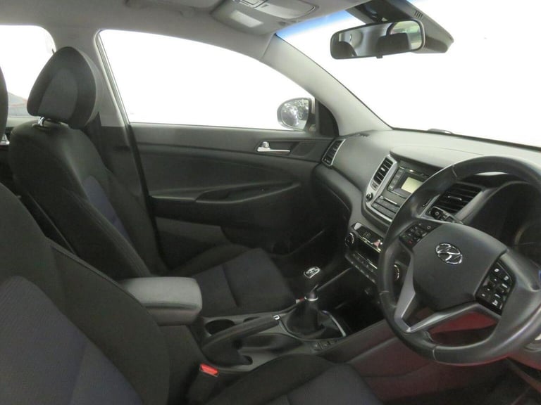 HYUNDAI TUCSON 1.7 CRDi Blue Drive SE Euro 6 (s/s) 5dr 2016