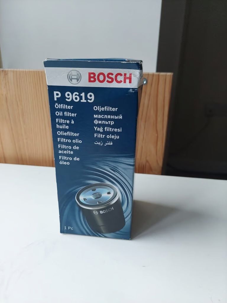 image for BOSCH Oil Filter for Cars 1457429619 [ P 9619 ]