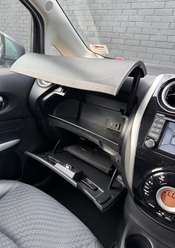 2015 Nissan Note 1.2 DIG-S Tekna Petrol CVT *35 Road Tax- Top Spec* Hatchback Petrol Automatic